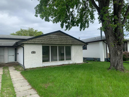 729 Sturgeon Road, Winnipeg