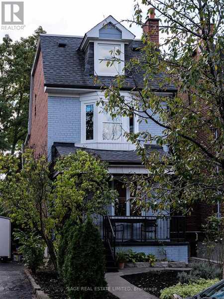 73 Ashburnham Road, Toronto Corso Italia Davenport