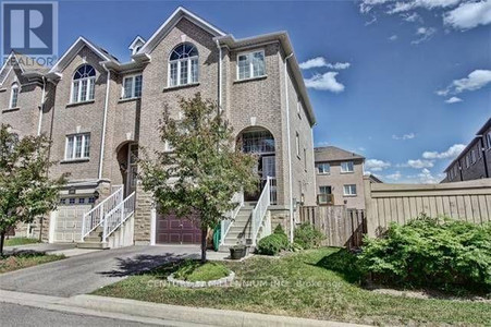 730 Horning Street, Mississauga