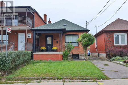 74 Amherst Avenue, Toronto Oakwood Village