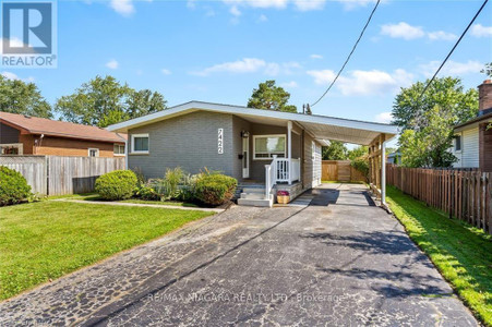 7422 Dorchester Road, Niagara Falls