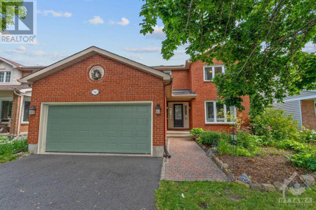 746 Merkley Drive, Ottawa