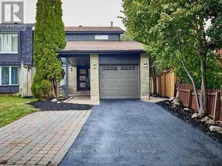 748 Edgewood Road, Pickering Amberlea