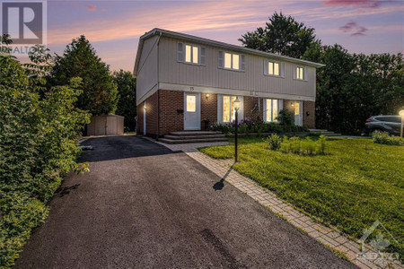 75 Dalehurst Drive Unit A, Ottawa