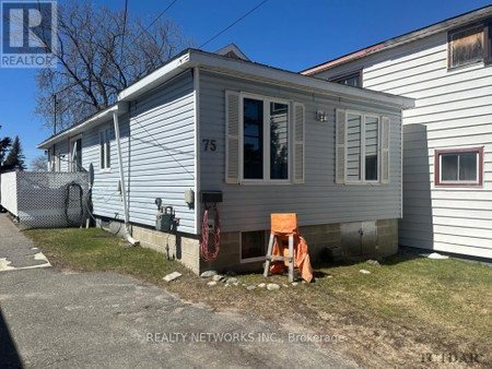 75 Maple Street N, Timmins