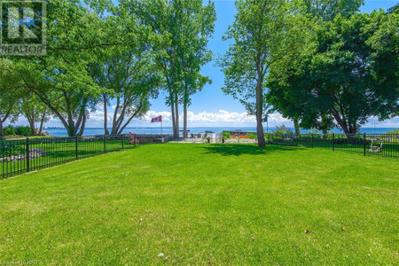 751 Lakeshore Road, Fort Erie