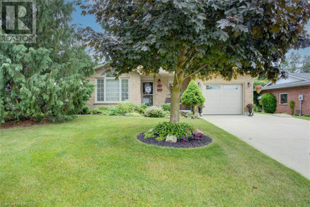 768 Bradford Drive, Port Elgin