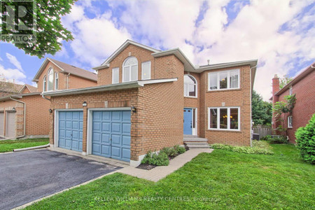 768 College Manor Drive, Newmarket Gorham College Manor