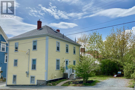 16 Homes for Sale in Lunenburg, NS | Lunenburg Real Estate