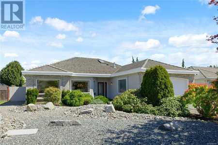 789 Norwood Pl, Qualicum Beach