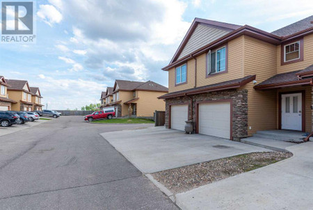 8 1407 53 Avenue, Lloydminster