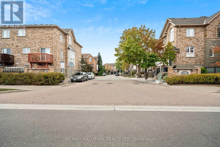 8 165 Fieldstone Drive, Vaughan East Woodbridge