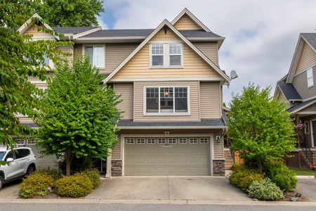 8 9232 Woodbine Street, Chilliwack