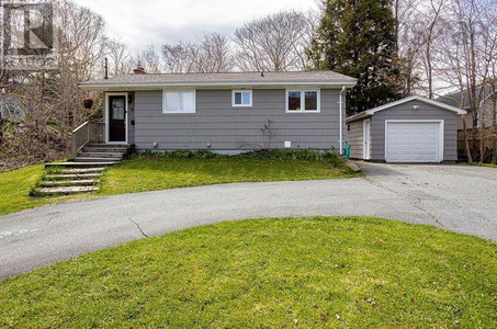 Family room - 8 Danville, Rockingham, NS B3M2R9 Photo 1