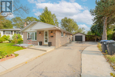 8 Esplanade Road, Brampton Southgate