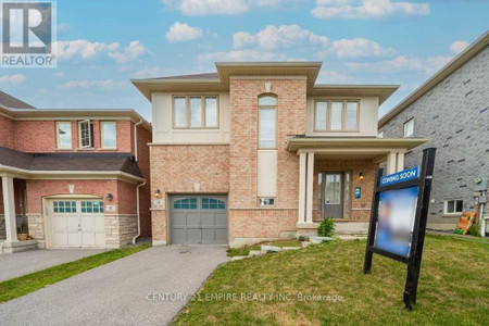 8 Formosa Avenue, Ajax Central East