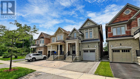 8 Lady Loretta Lane, Vaughan