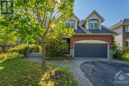 8 Loyal Hill Crescent, Kanata