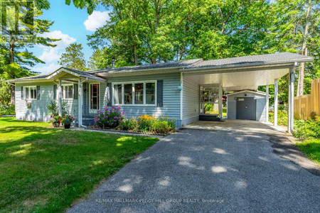 8 Sinclair Avenue, Wasaga Beach