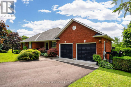 8 Sunrise Court, Cobourg