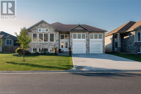 8 Trillium Drive, North Bay