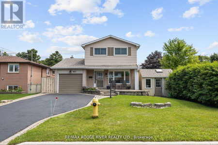 801 Batory Avenue, Pickering West Shore