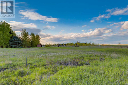 80102 Dunbow Road E, Rural Foothills County