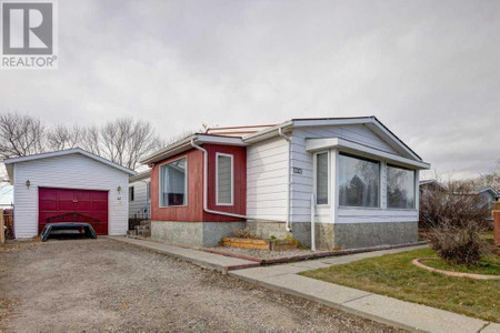 806 Bayview Road, Strathmore