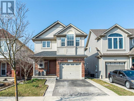 807 Grand Banks Drive, Waterloo