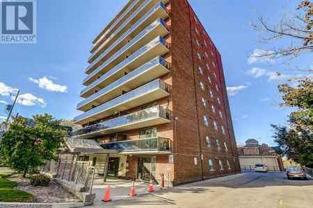 81 Charlton Avenue E Unit 201, Hamilton