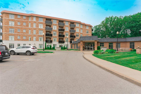 8111 Forest Glen Drive Unit 430, Niagara Falls