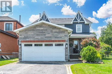 82 Golden Meadow Road, Barrie