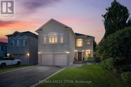 82 Macarthur Drive, Vaughan Beverley Glen