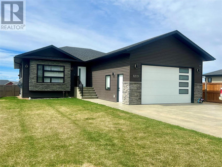 8209 18 A Street, Dawson Creek