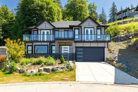 8210 Harvest Place, Chilliwack