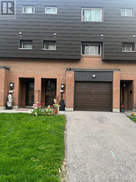 83 Darras Court E, Brampton Southgate