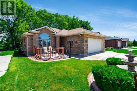 83 Golfview Drive, Kingsville