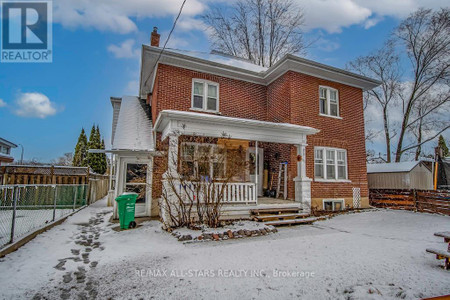 833 Crawford Drive, Peterborough