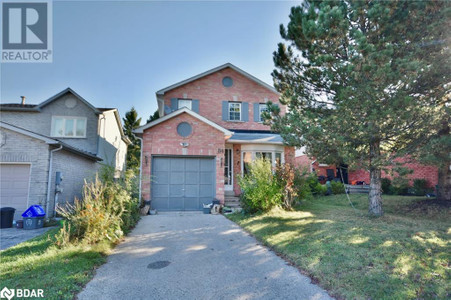 84 Hadden Crescent, Barrie