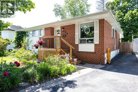 846 Fairview Avenue, Pickering Bay Ridges