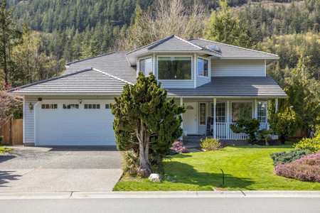 846 Myng Crescent, Harrison Hot Springs