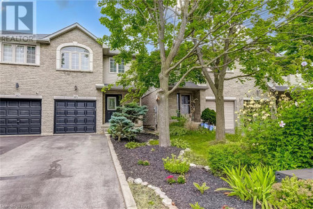 85 Foxborough Drive, Ancaster