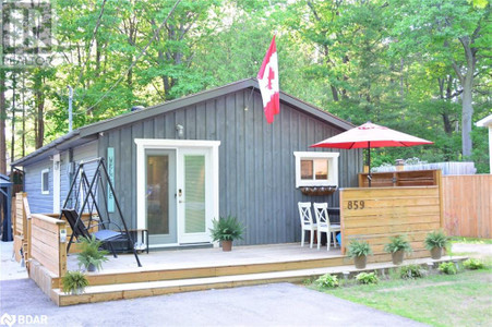 859 Oxbow Park Drive, Wasaga Beach