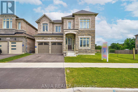 86 Conductor Avenue, Whitchurch Stouffville Stouffville