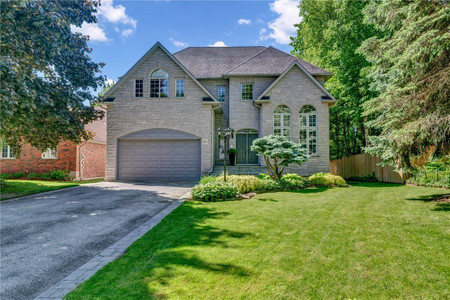 86 Rembrandt Court, Ancaster