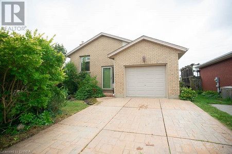 87 Childerhose Crescent, Brantford