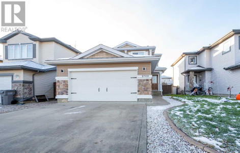 8709 65 Avenue, Grande Prairie