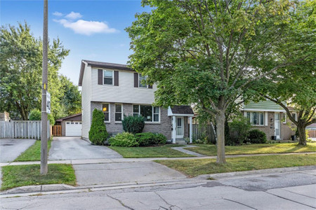 88 Rand Street S, Stoney Creek