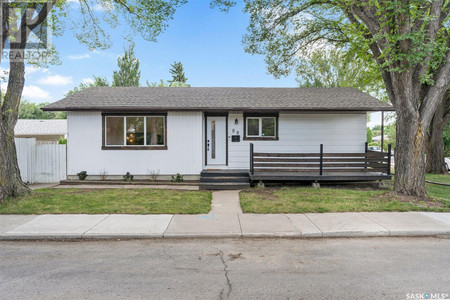 88 Richmond Crescent, Saskatoon