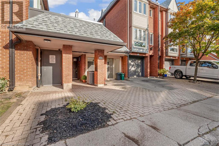 895 Maple Avenue Unit 422, Burlington